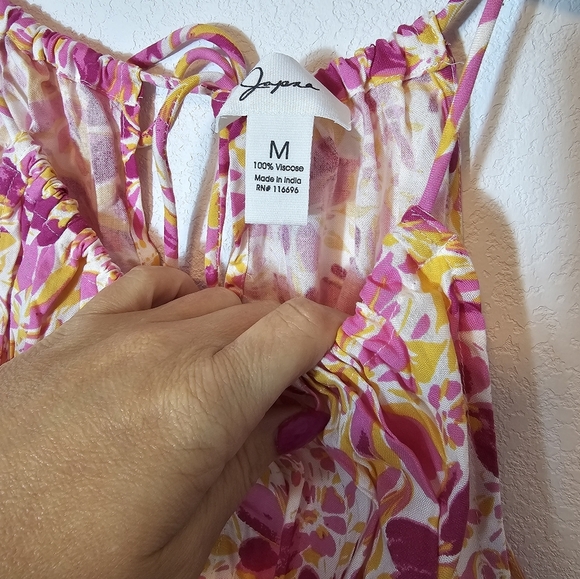Japna Floral Open Back Halter Crop Top Women's Size Medium NWT - Picture 4 of 8